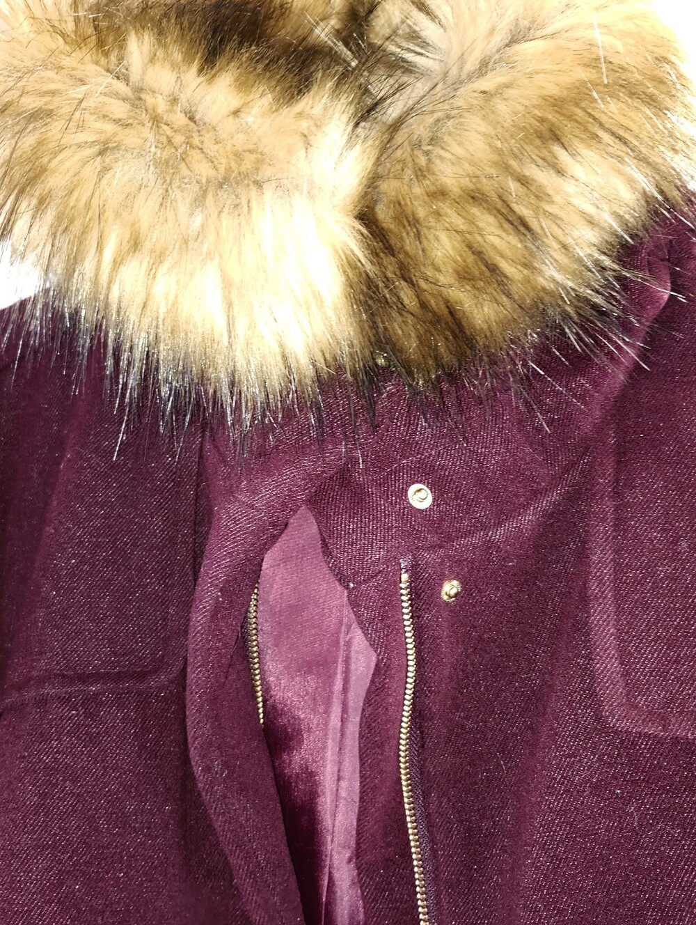 NWOT! Torrid Women's Plum Coat with Faux Fur Hood. Sz 4x